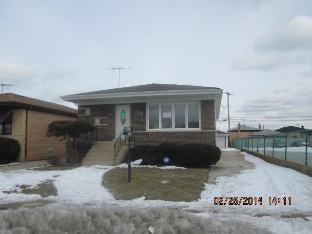 403 Saginaw Ave., Calumet City, IL 60409
