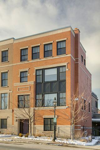 470 Pennsylvania Ave. #C, Glen Ellyn, IL 60137
