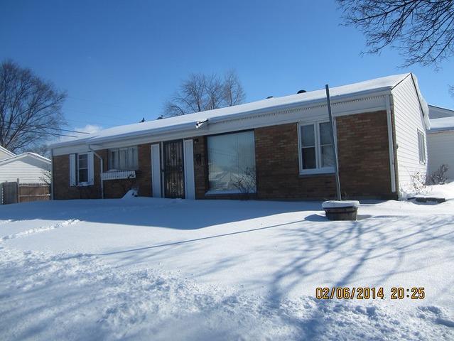 35 Belmont Dr., Romeoville, IL 60446