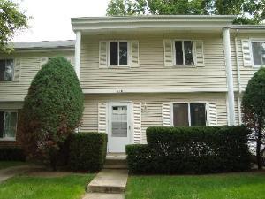 128 Jamestown Ln., Bolingbrook, IL 60440