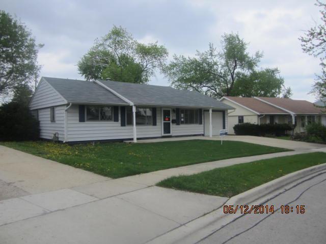 711 Essex Ave., Romeoville, IL 60446