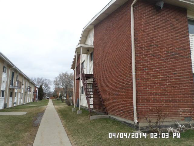 8904 Jody Ln. #1C, Des Plaines, IL 60016