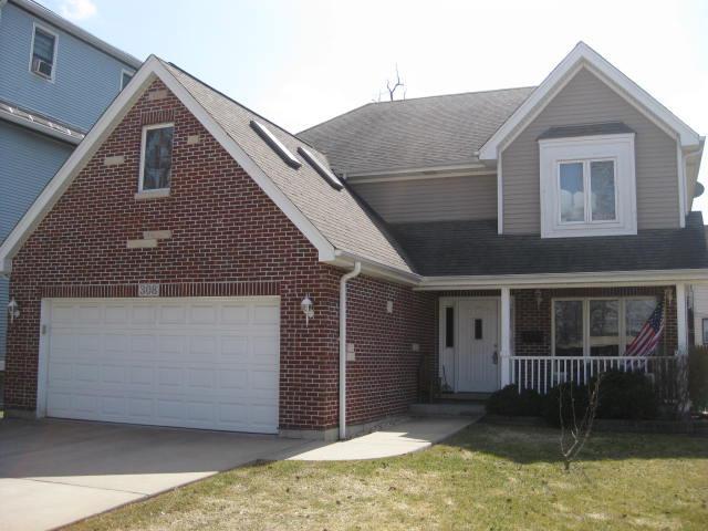 308 E Calendar Ave., La Grange, IL 60525
