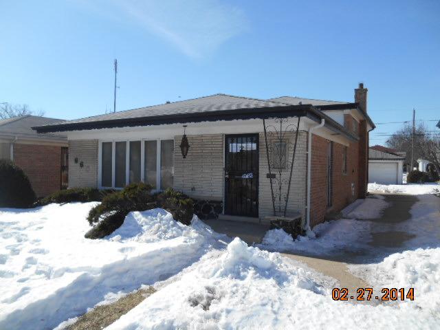 660 Muskegon Ave., Calumet City, IL 60409