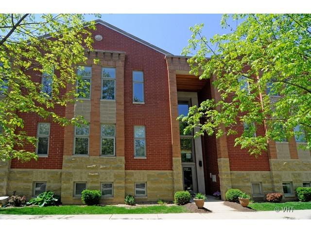 4440 W Sunnyside Ave. #2C, Chicago, IL 60630