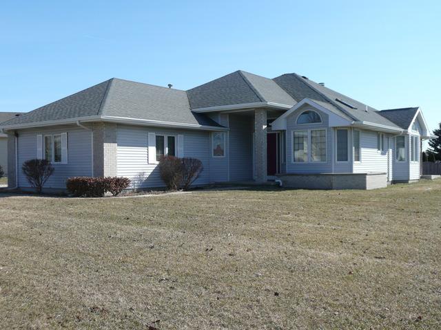 1386 Hunters Run Dr., Bourbonnais, IL 60914
