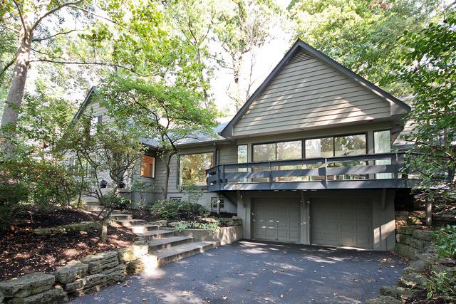 677 Lake Rd., Glen Ellyn, IL 60137