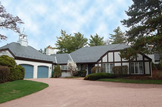 903 Burr Ridge Club Dr., Burr Ridge, IL 60527
