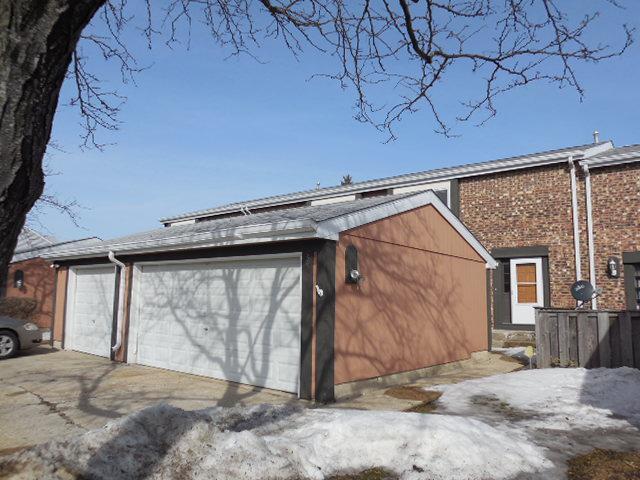 332 Pinto Dr., Bolingbrook, IL 60440