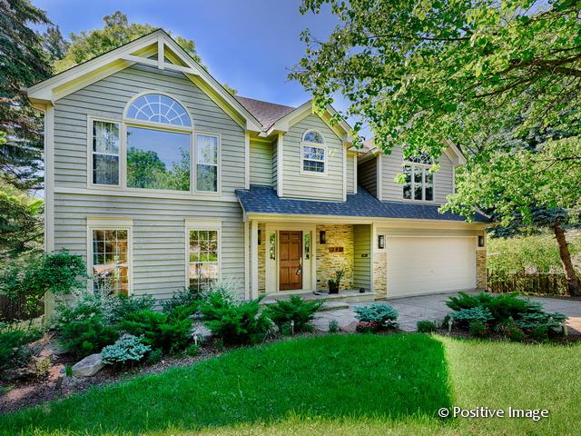 280 Lorraine St., Glen Ellyn, IL 60137