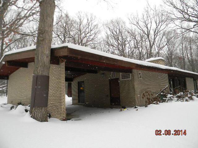 48 Woodland Glen, Park Forest, IL 60466