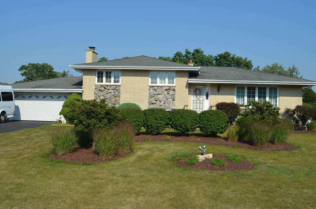 11947 Pine Ave., Lemont, IL 60439