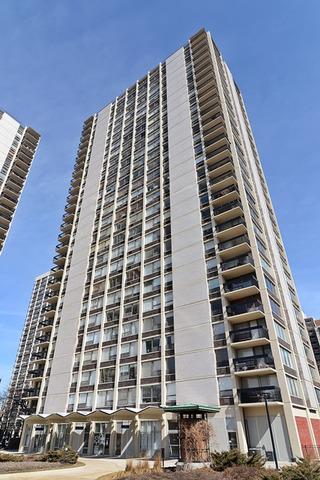 1355 N Sandburg Ter. #1706, Chicago, IL 60610