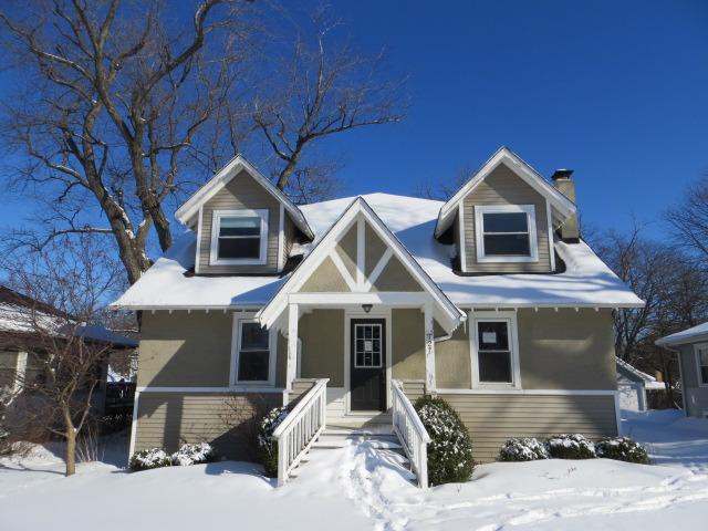 727 Western Ave., Glen Ellyn, IL 60137