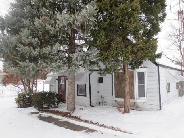 620 Wood Ave., Machesney Park, IL 61115