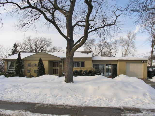 1229 Sherwood Rd., Glenview, IL 60025