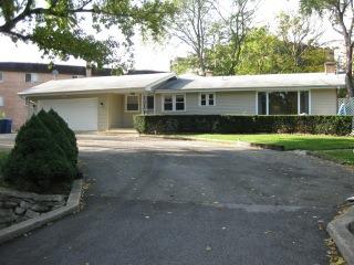 1900 Rancho Ln., Des Plaines, IL 60016