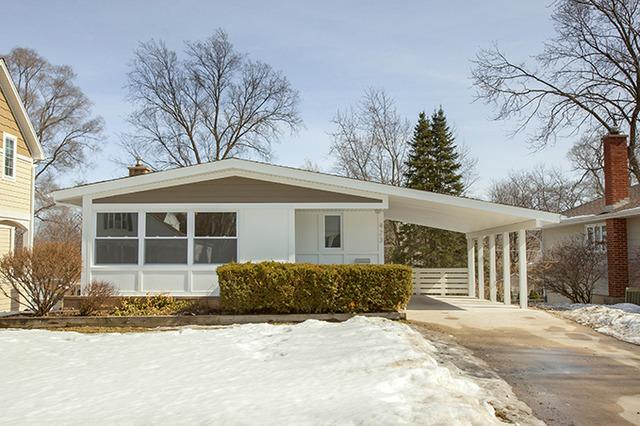 423 Dawn Ave., Glen Ellyn, IL 60137