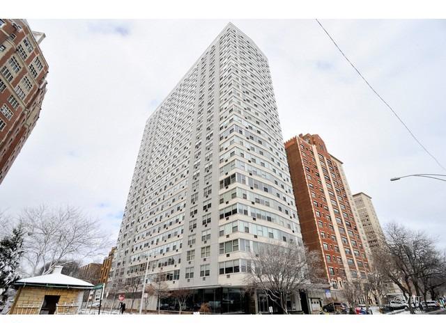 3900 N Lake Shore Dr. #24C, Chicago, IL 60613