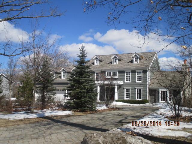 4502 Maine Tr., Crystal Lake, IL 60012