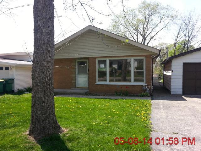 820 Warner Ave., Lemont, IL 60439