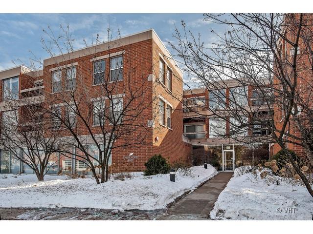 1925 Lake Ave. #212, Wilmette, IL 60091