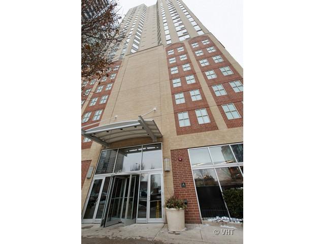 645 N Kingsbury St. #2408, Chicago, IL 60654