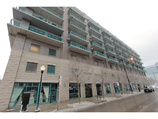920 W Madison Ave. #7D, Chicago, IL 60607