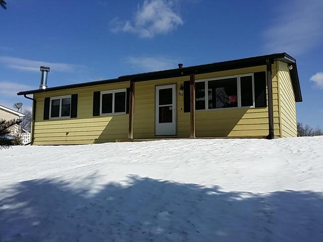 902 Hayden Dr., Mchenry, IL 60051