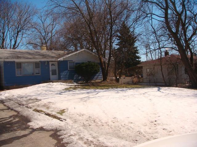 4117 Sterling Rd., Downers Grove, IL 60515