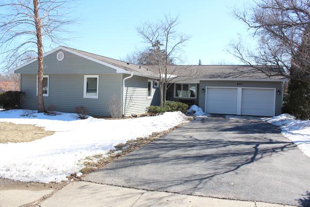 1711 Cambourne Ln., Schaumburg, IL 60194