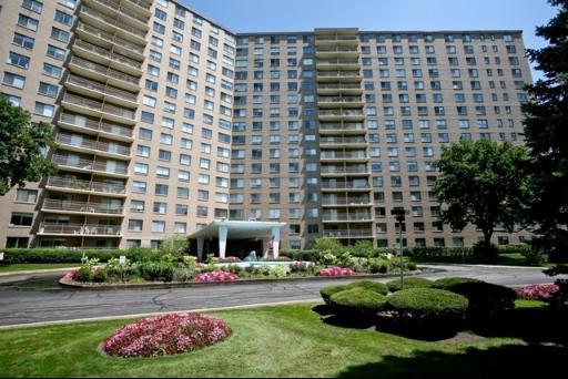 7061 N Kedzie Ave. #1102, Chicago, IL 60645