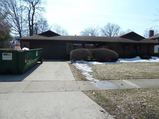 3651 Dauphine Ave., Northbrook, IL 60062
