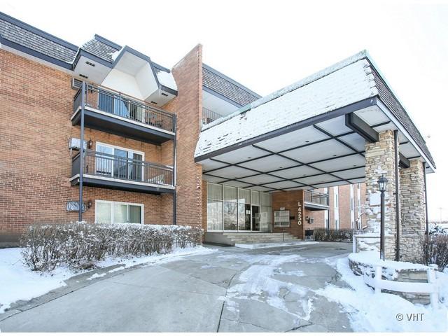 4250 Saratoga Ave. #L202, Downers Grove, IL 60515