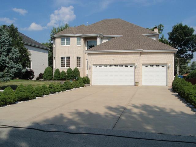 10137 S 86th Ct., Palos Hills, IL 60465