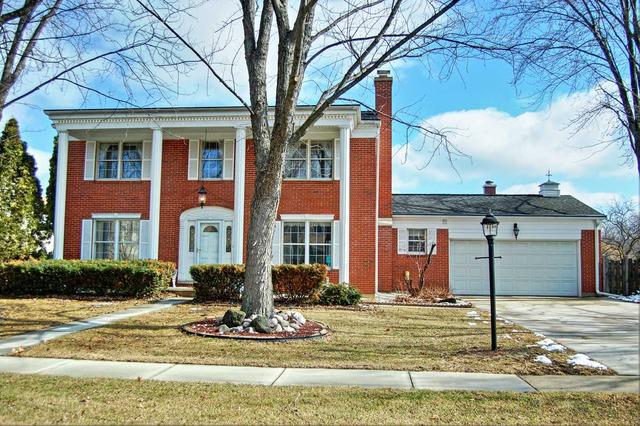 818 Prince Charles Ln., Schaumburg, IL 60195