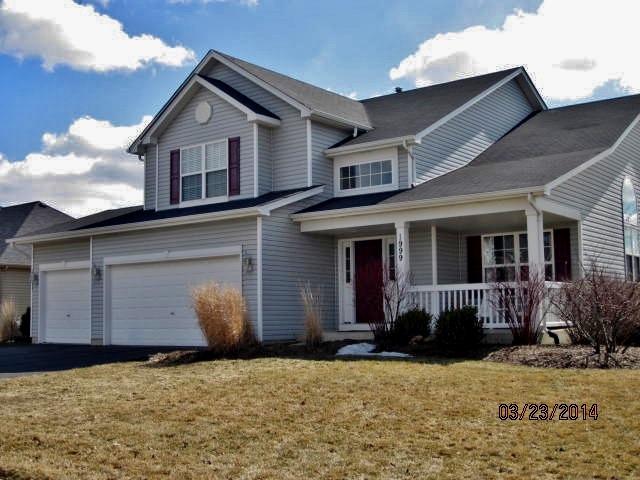 1999 James Leigh Dr., Aurora, IL 60503