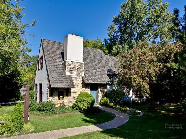 1205 E Bonner Rd., Wauconda, IL 60084