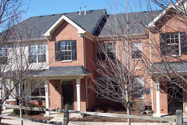1032 Swift Rd. #2A, Glen Ellyn, IL 60137