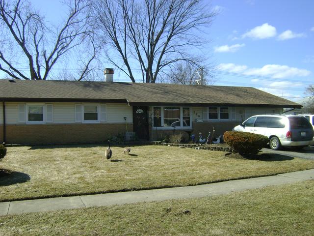 220 Westview St., Hoffman Estates, IL 60169