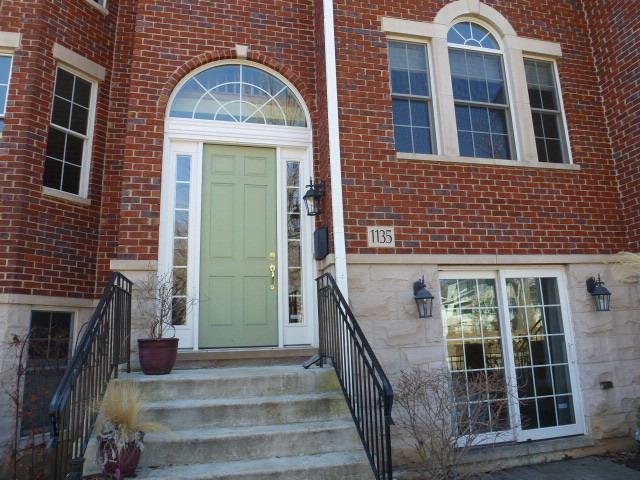 1135 Gilbert Ave., Downers Grove, IL 60515