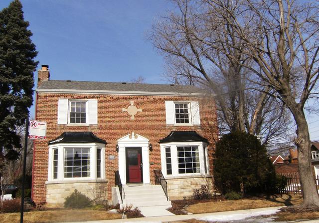 9357 S Claremont Ave., Chicago, IL 60643