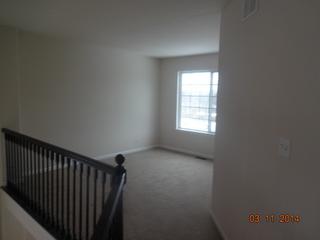 1750 Hillside Ct., Gurnee, IL 60031
