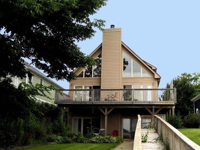 38373 N Drexel Blvd., Antioch, IL 60002