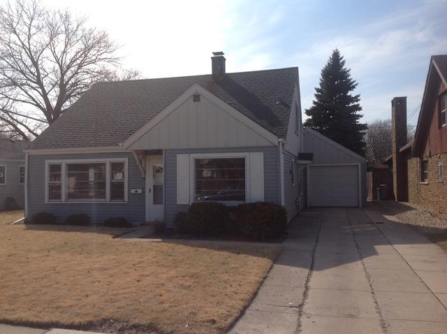 9308 S 49th Ave., Oak Lawn, IL 60453