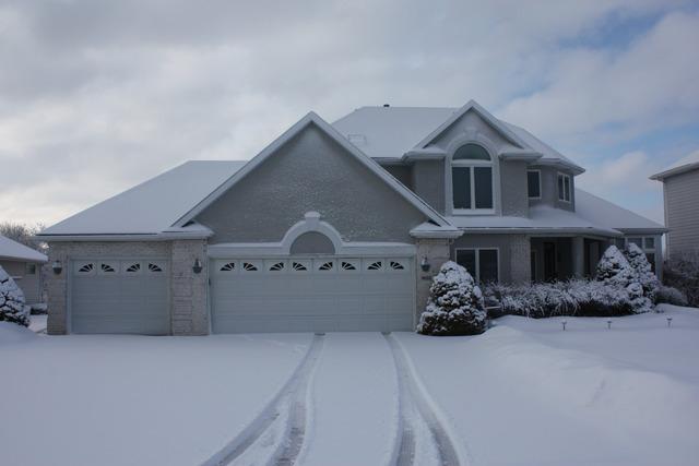 1632 Waterberry Dr., Bourbonnais, IL 60914
