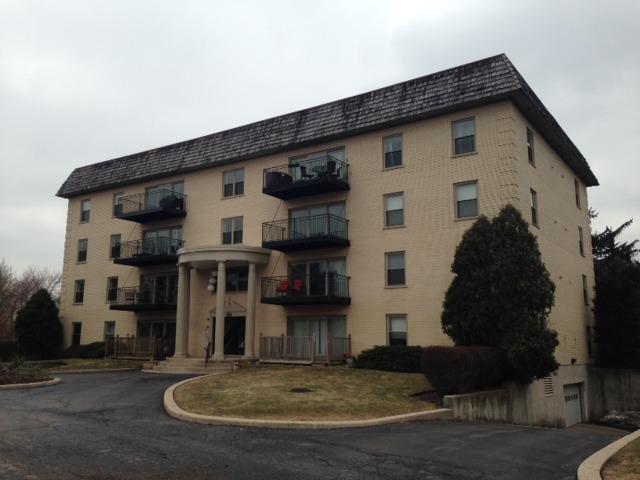 9601 Golf Rd. #303, Des Plaines, IL 60016