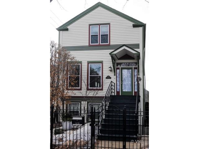 1215 W Nelson St., Chicago, IL 60657
