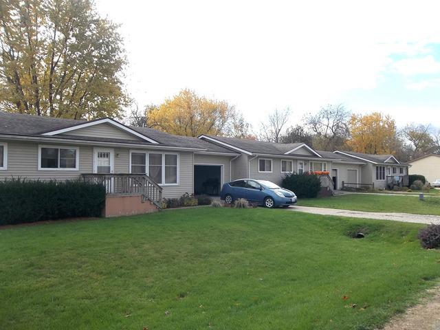 210-216 E Timber Creek Dr., Amboy, IL 61310