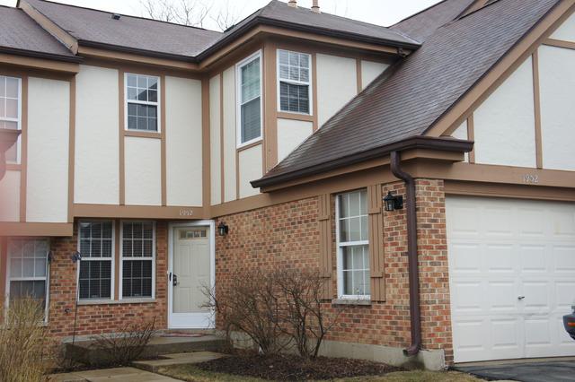 1952 Quaker Hollow Ln., Streamwood, IL 60107